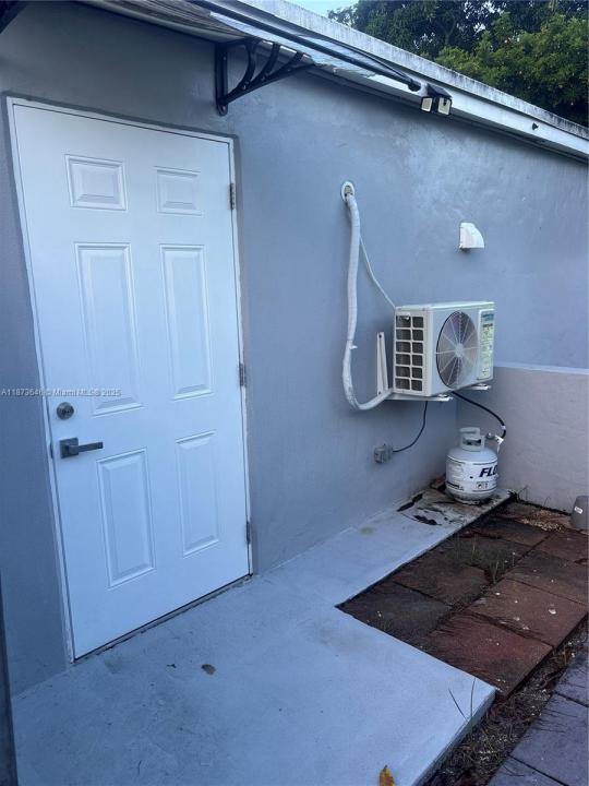 12500 NW 22nd Ave 1, Miami, פלורידה 33167, ארצות הברית של אמריקה