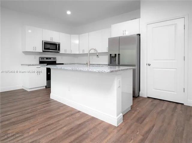 8007 VEGA CT, La Belle, Florida 33935, Estados Unidos