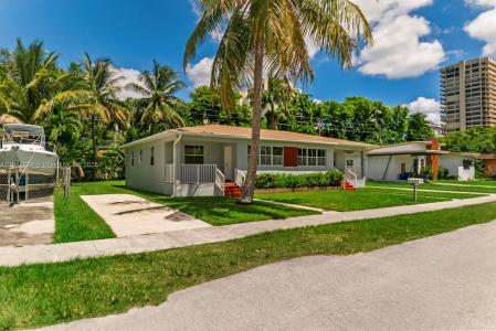 1565 NE 110th Ter 1565, Miami, Florida 33161, USA