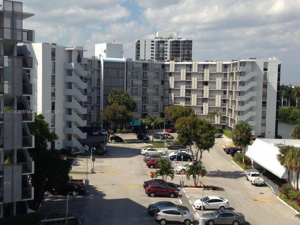 3475 N Country Club Dr 116, Aventura, フロリダ 33180, アメリカ合衆国