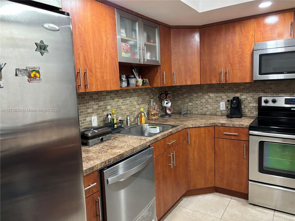 3475 N Country Club Dr 116, Aventura, フロリダ 33180, アメリカ合衆国