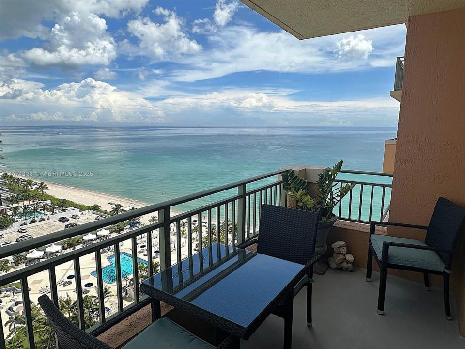 2080 S OCEAN DRIVE LPH06, Hallandale Beach, פלורידה 33009, ארצות הברית של אמריקה