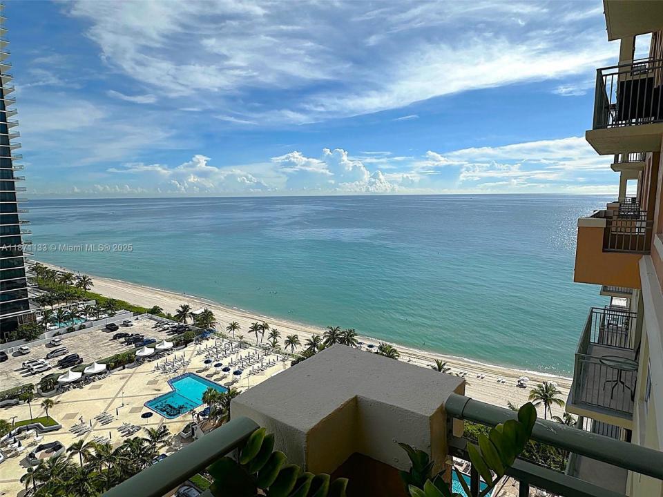 2080 S OCEAN DRIVE LPH06, Hallandale Beach, פלורידה 33009, ארצות הברית של אמריקה
