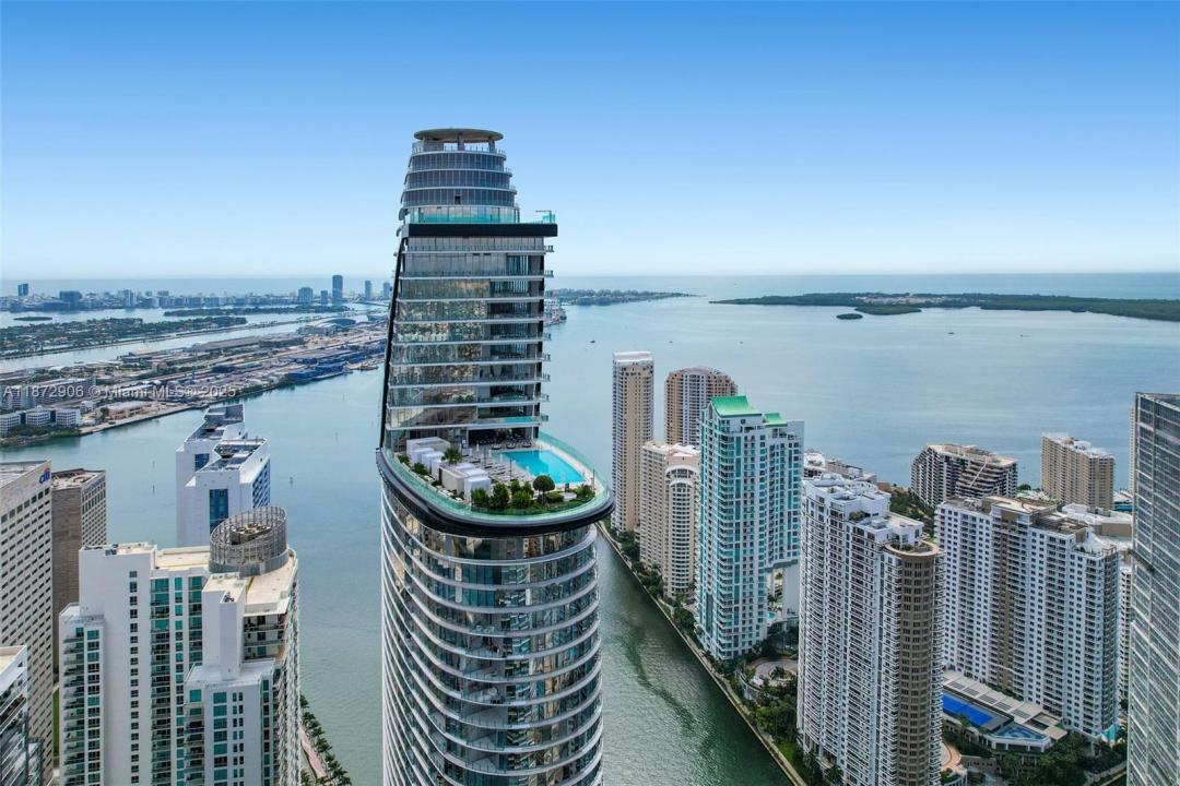 300 Biscayne Blvd Way PH6001, Miami, Floride 33131, États-Unis