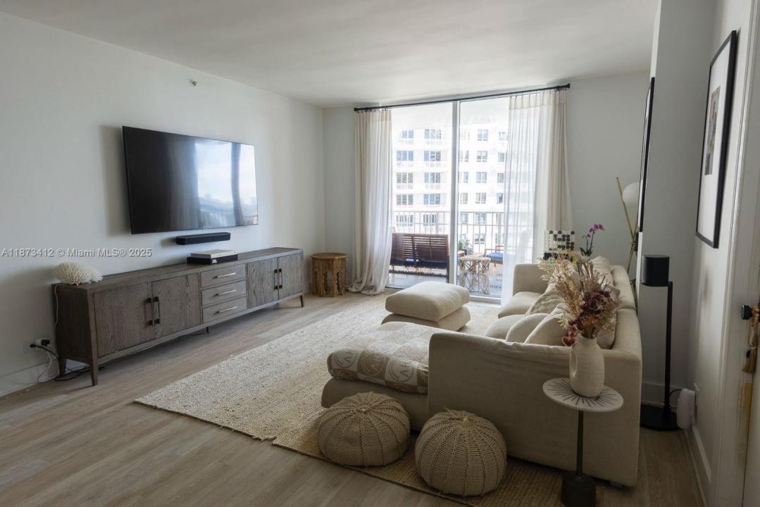 701 Brickell Key Blvd 1106, Miami, Florida 33131