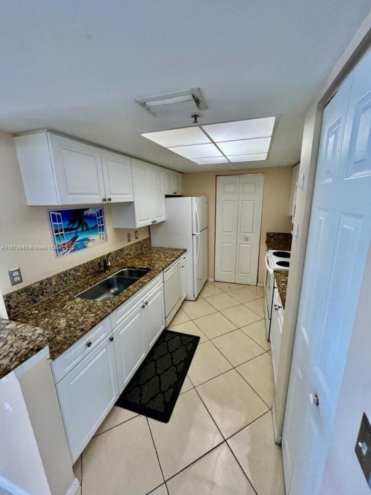 Royal Palm Beach, Florida 33411