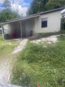 2011 NW 96th St, Miami, Florida 33147, USA