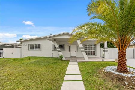 12610 SW 188th Ter, Miami, Florida 33177, USA