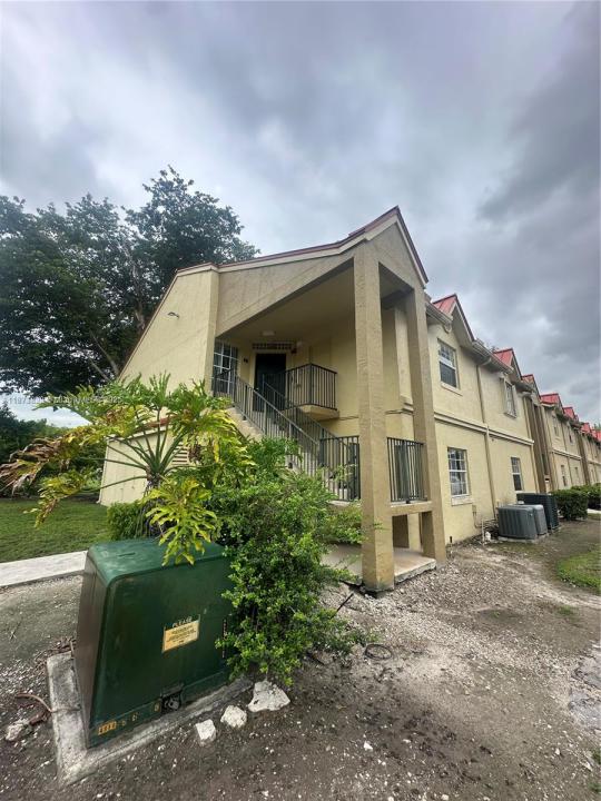 18318 NW 68th Ave B, Hialeah, פלורידה 33015, ארצות הברית של אמריקה