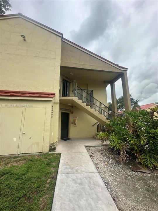 18318 NW 68th Ave B, Hialeah, פלורידה 33015, ארצות הברית של אמריקה