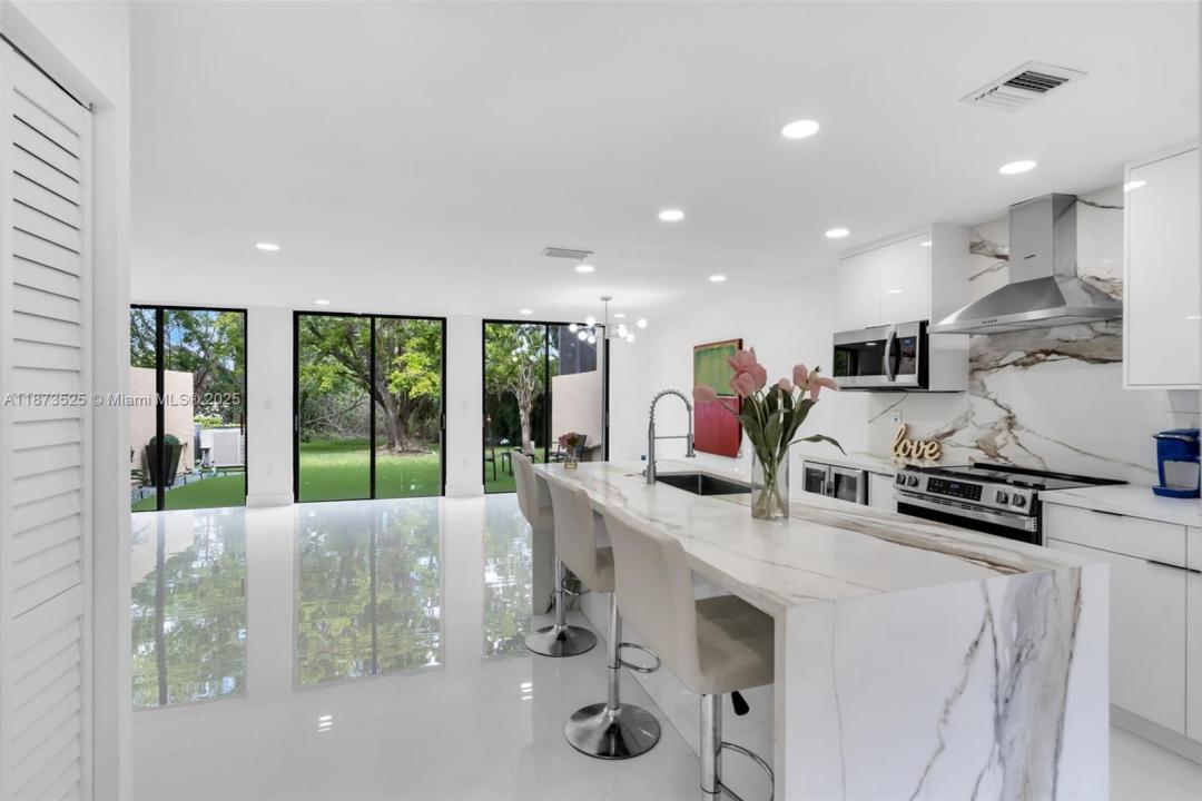 9962 Costa Del Sol Blvd D-88, Doral, Florida 33178, Estados Unidos