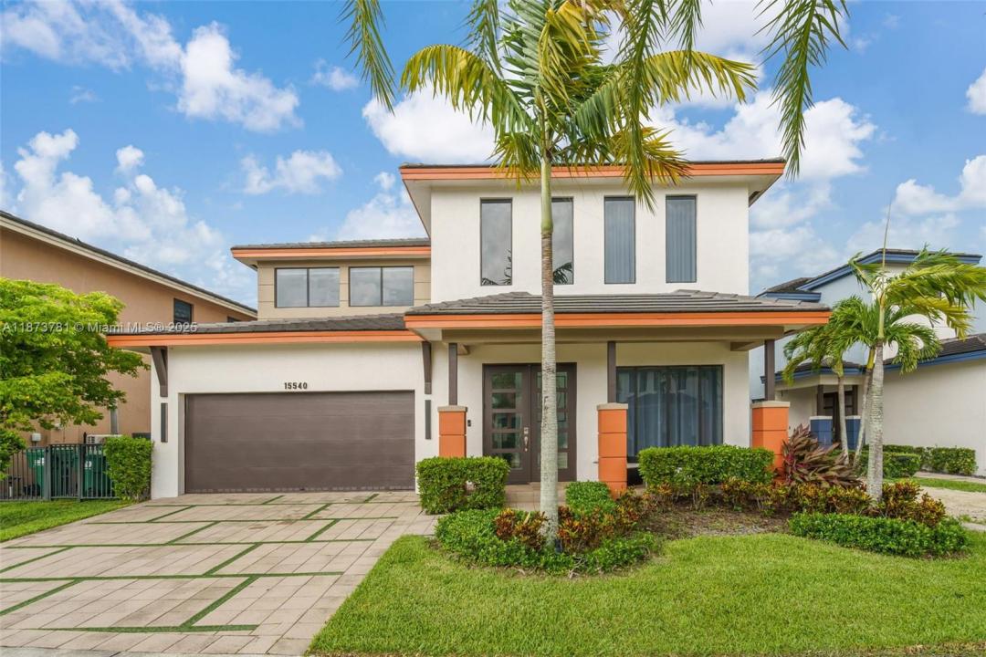 15540 NW 88th Ave, Miami Lakes, Florida 33018