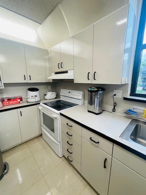 8441 Forest Hills Dr 204, Coral Springs, 佛罗里达州 33065, 美国