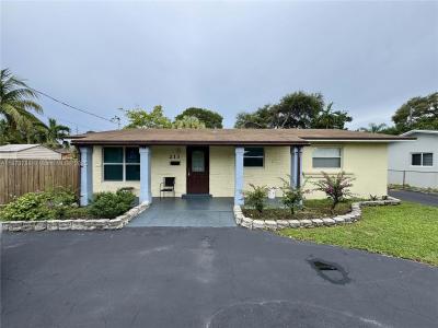 213 SW 2nd St 0, Hallandale Beach, Florida 33009, USA