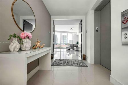 3250 NE 188th St 502, Aventura, Florida 33180, USA