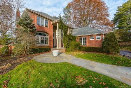 65 Oriole Way, North Hempstead, Nova Iorque 11590, Estados Unidos
