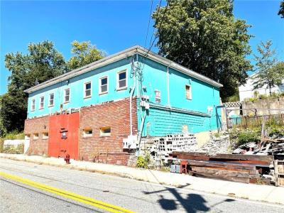 115 Railroad Street, Woonsocket, Rhode Island 02895, États-Unis