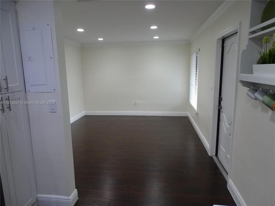 4530 NW 2nd Ter, Miami, Floride 33126, États-Unis