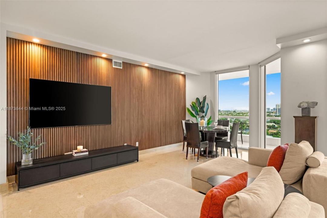 21200 Point Pl 1102, Aventura, Florida 33180, Stati Uniti