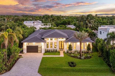 212 NW 18th Street, Lake Ida Neighborhood, Delray Beach, Florida 33444