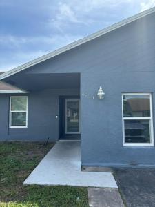 4930 NW 85 Ter Terrace, Lauderhill, Florida 33351, USA