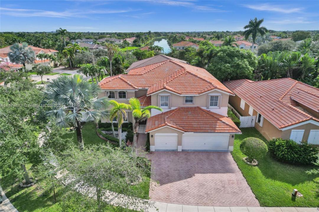 1379 NW 166th Ave, Pembroke Pines, Florida 33028