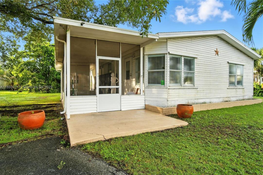 18728 SW 349 St, Homestead, Florida 33034