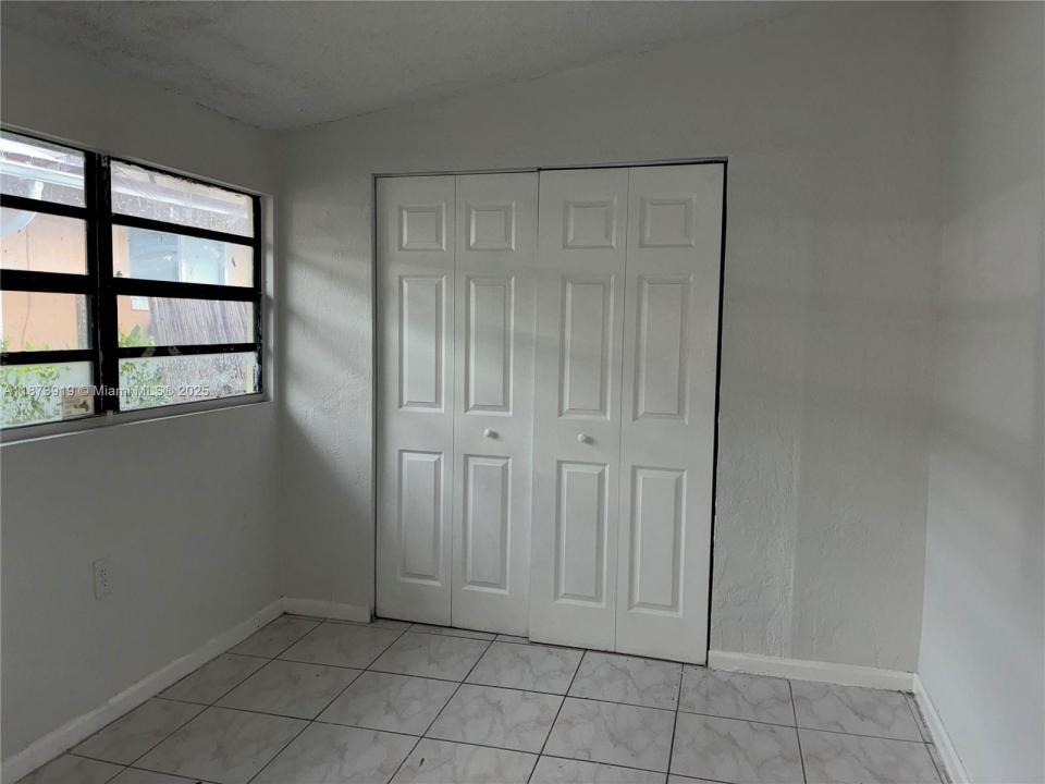 5924 Arthur St na, Hollywood, Florida 33021, USA