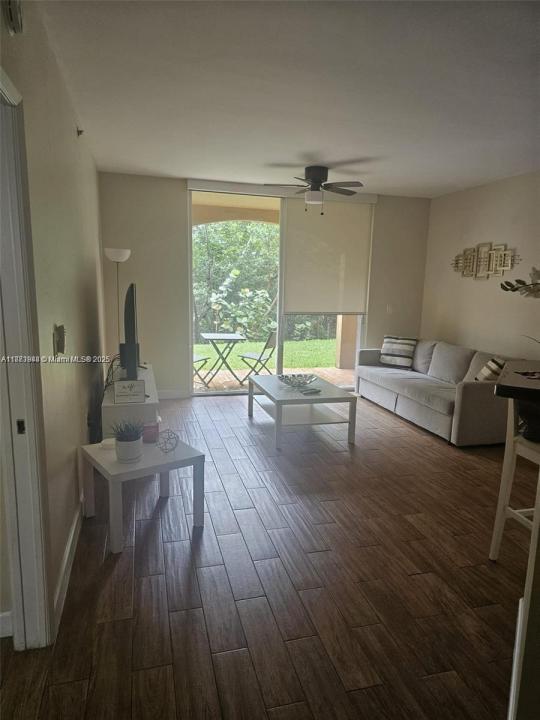 19655 E Country Club Dr 6106, Aventura, Florida 33180, Stati Uniti