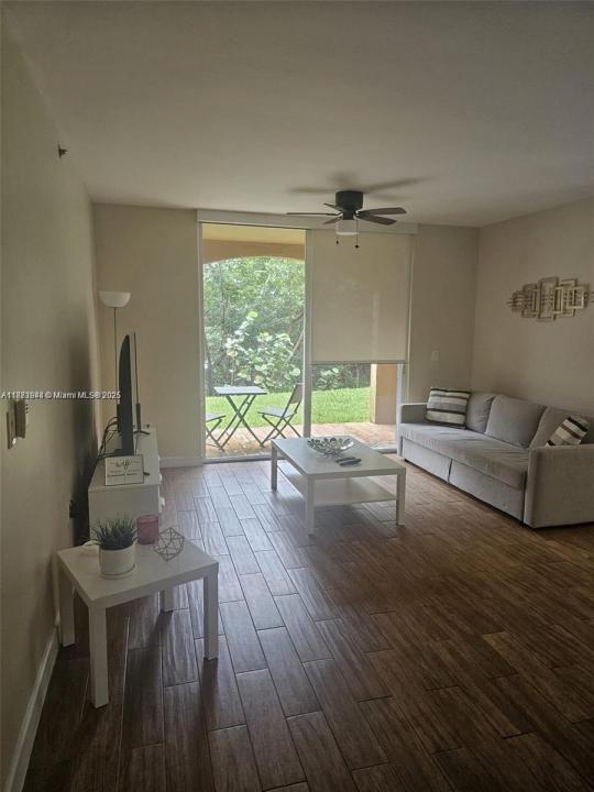 19655 E Country Club Dr 6106, Aventura, Florida 33180, Stati Uniti