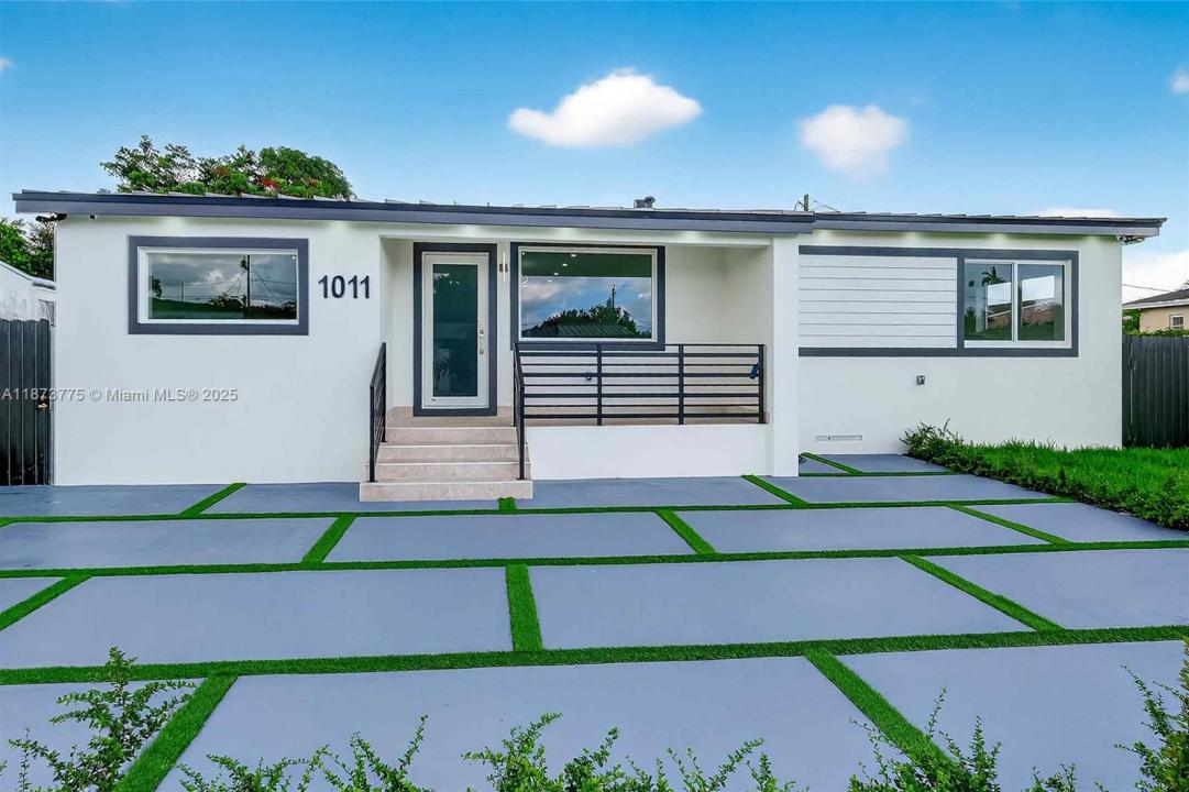 1011 NW 89th St, Miami, Floride 33150, États-Unis