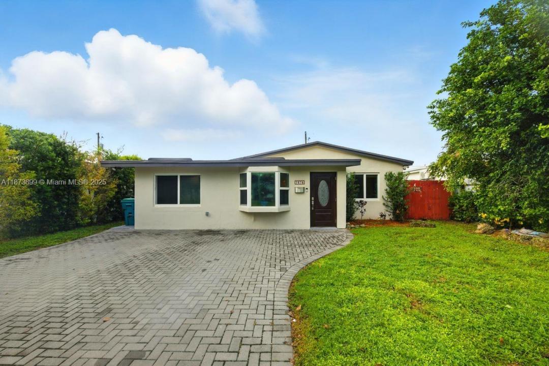 7375 SW 34th Street, Miami, Floryda 33155, USA