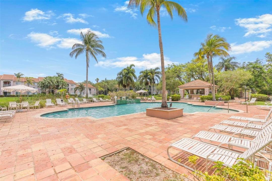 12154 Saint Andrews Pl 112, Miramar, Floryda 33025, USA