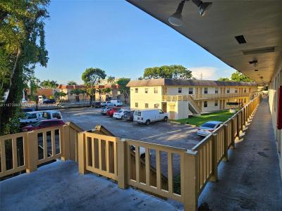 1077 NW 45th Ave 0, Miami, Florida 33126, USA