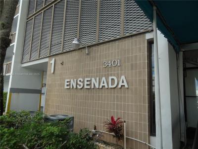 3401 N Country Club Dr EI506, Aventura, Florida 33180, USA