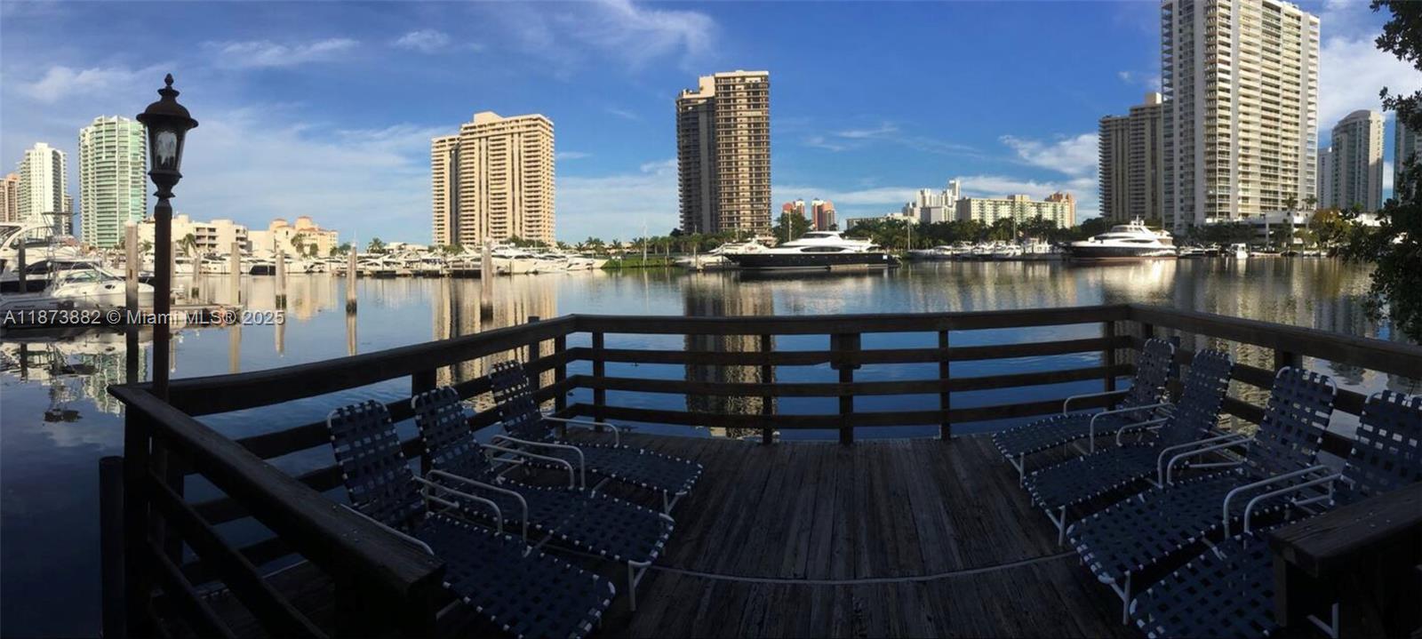 19501 E Country Club Dr 9107, Aventura, 佛羅里達州 33180, 美國