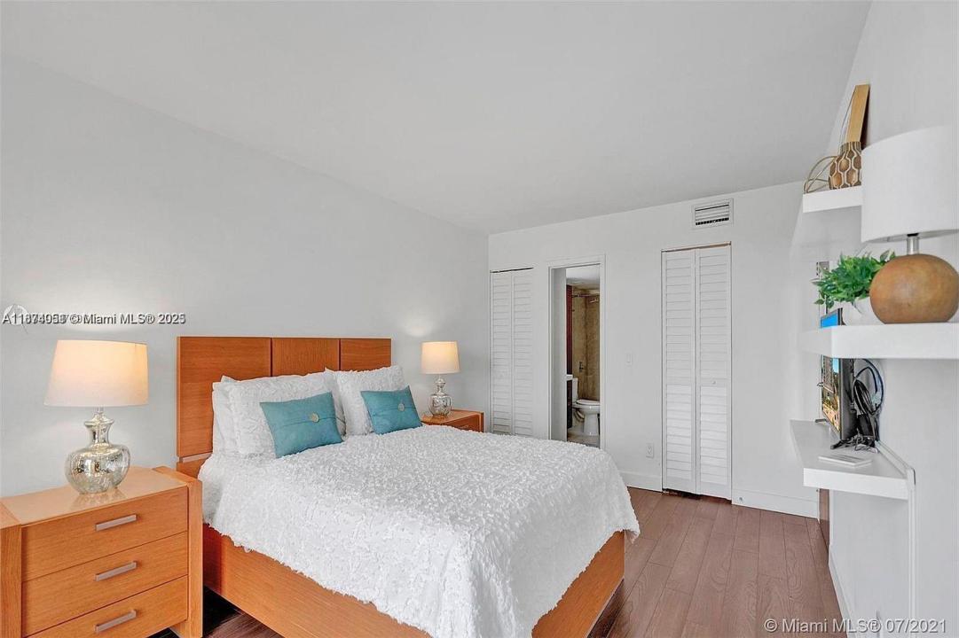 13499 Biscayne Blvd 503, North Miami, 플로리다 33181, 미국