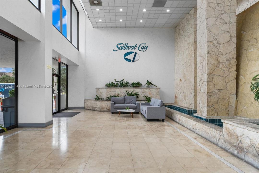 13499 Biscayne Blvd 503, North Miami, 플로리다 33181, 미국