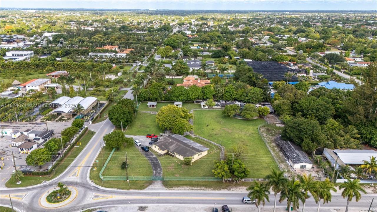 12201 SW 47th St, Miami, פלורידה 33175, ארצות הברית של אמריקה 