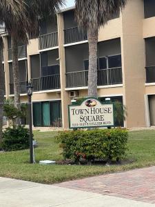 1103 S collier C-108, Marco Island, Flórida 34145, Estados Unidos