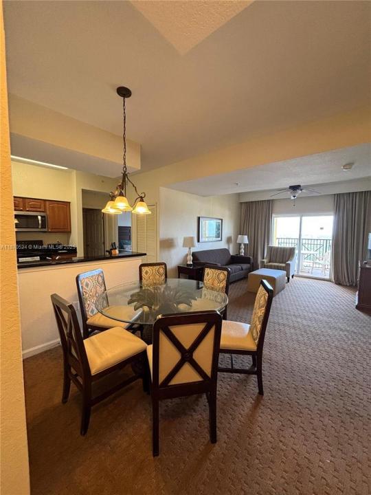 8101 RESORT VILLAGE DR 31411, Kissimmee, フロリダ 32821, アメリカ合衆国