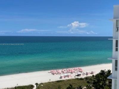 5001 Collins Ave 14A, Miami Beach, Florida 33140, USA