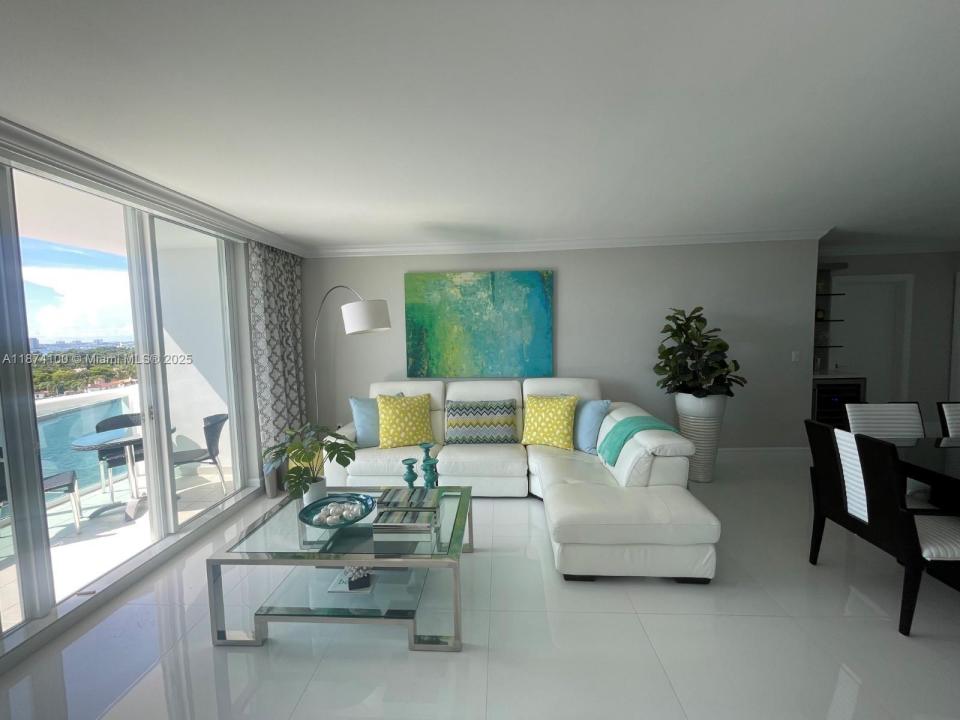 5001 Collins Ave 14A, Miami Beach, Флорида 33140, Соединенные Штаты