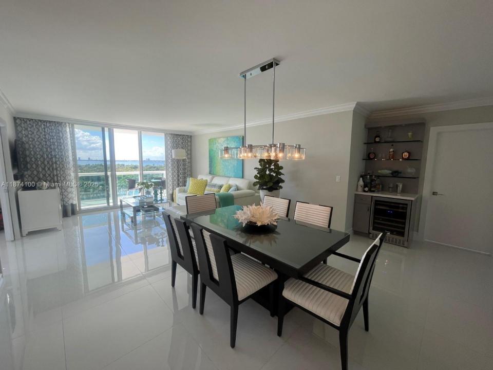 5001 Collins Ave 14A, Miami Beach, Флорида 33140, Соединенные Штаты
