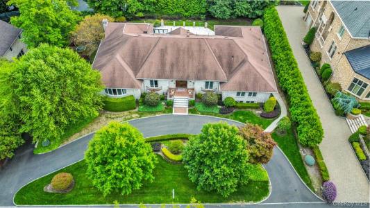 305 Grandview Avenue S, Ramapo, New York 10952, États-Unis