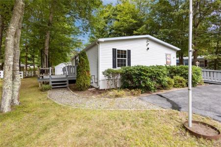 9 Giovanni-Rose Court, Coventry, Rhode Island 02816