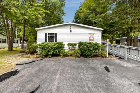 9 Giovanni-Rose Court, Coventry, Rhode Island 02816