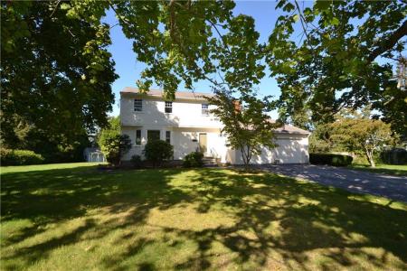 3 Pine Top Road, Barrington, RI 02806, USA
