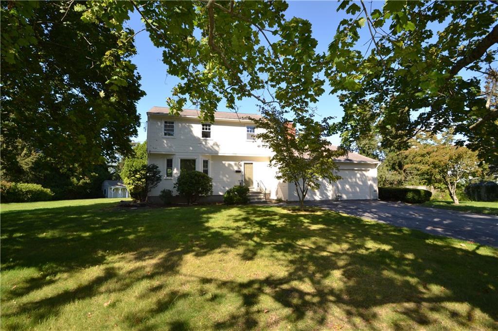 3 Pine Top Road, Barrington, Rhode Island 02806