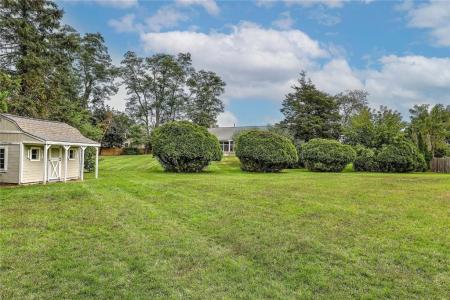 3 Pine Top Road, Barrington, Rhode Island 02806